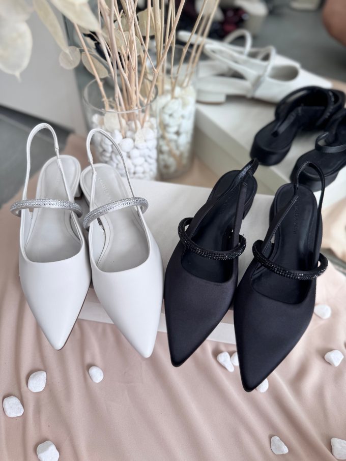 Giày slingback CNK bệt đính đá 70900487